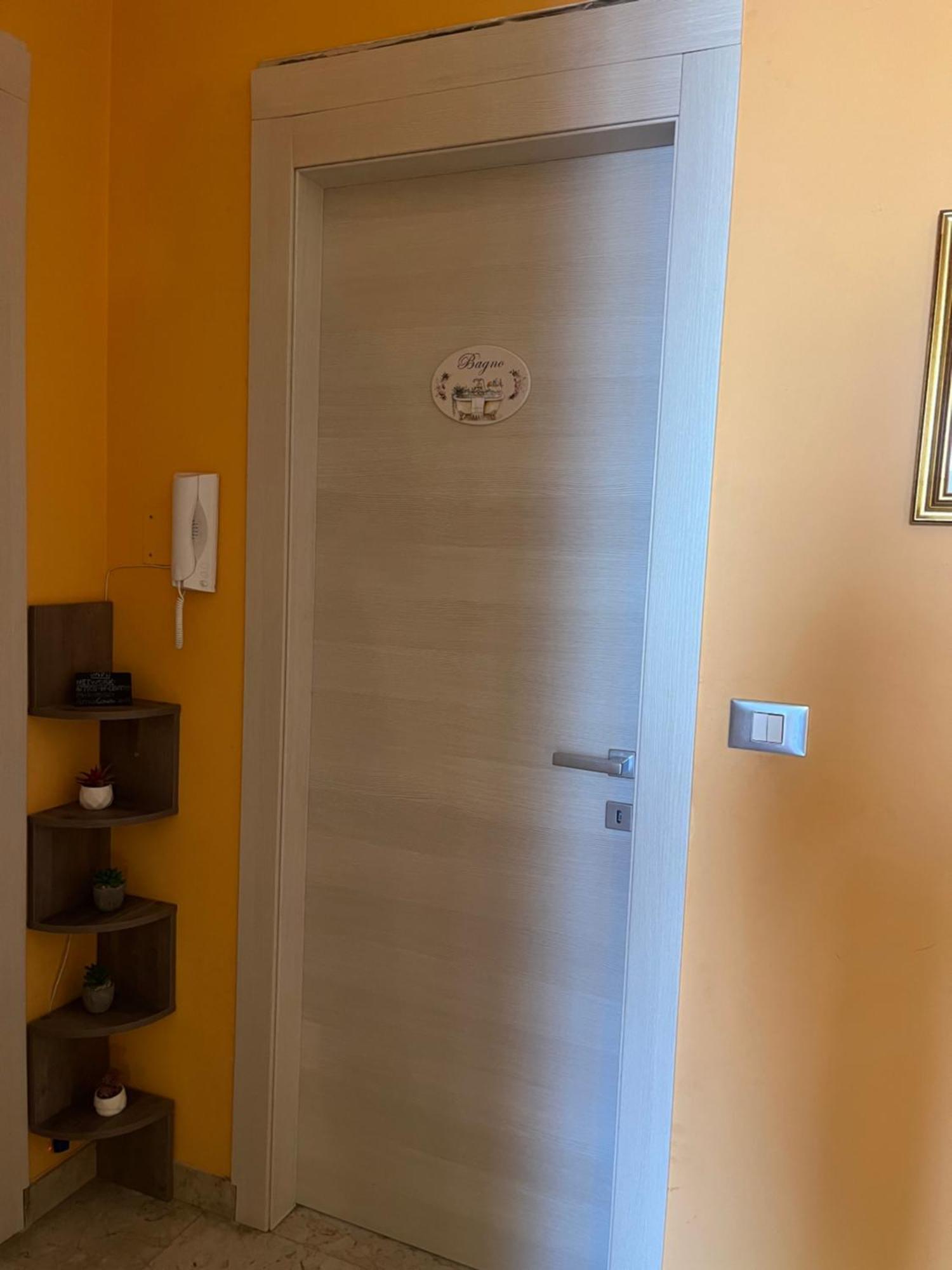 Boutique Affittacamere Attico In Centro Cuneo Exteriör bild